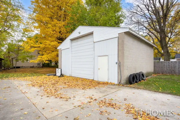 $369,900 | 146 Hanlon Court, Wayland, MI 49348