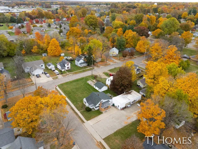 $380,000 | 146 Hanlon Court, Wayland, MI 49348