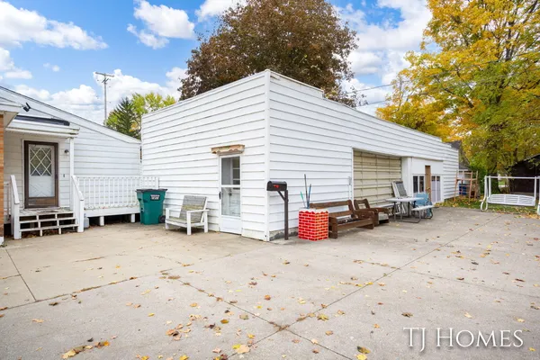 $369,900 | 146 Hanlon Court, Wayland, MI 49348