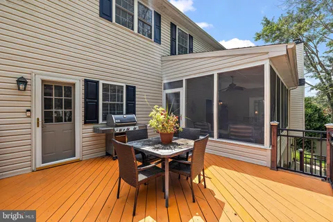 $725,000 | 10 Knights Crossing, Newark, DE 19713