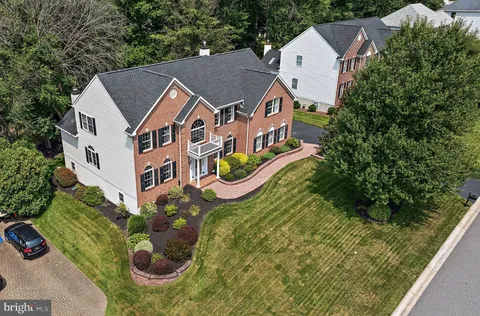 $725,000 | 10 Knights Crossing, Newark, DE 19713