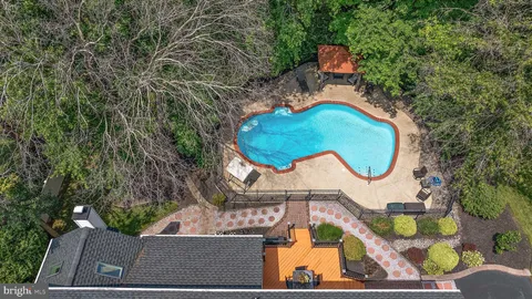 $725,000 | 10 Knights Crossing, Newark, DE 19713