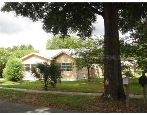 212 Pinecrest Road Mount Dora, FL 32757 - Photo 1 of 1 Exterior Front