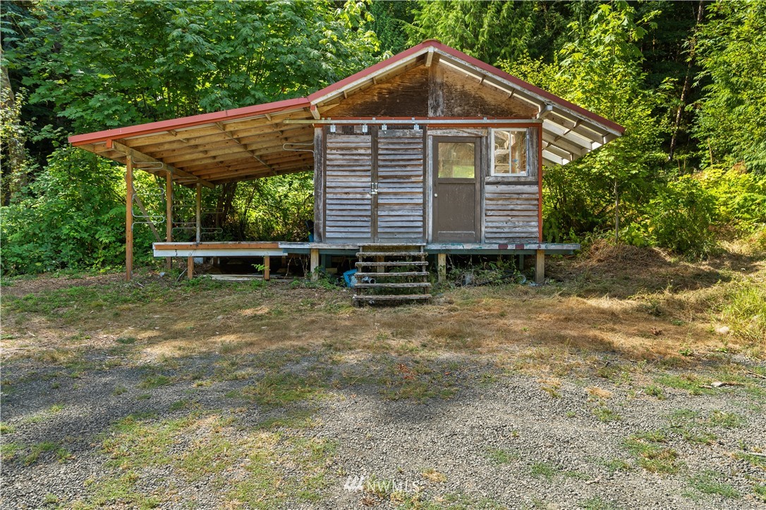 932 Maple Valley Road Southwest Olympia, WA 98512 - Photo 28 of 39 Gallery Image 28