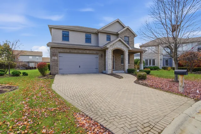 $630,000 | 18032 Erickson Court, Orland Park, IL 60467