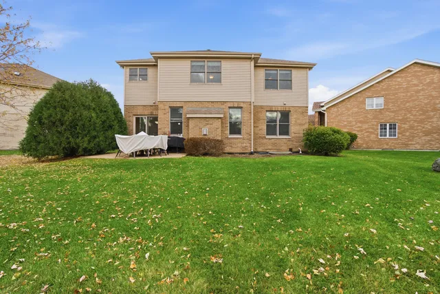 $630,000 | 18032 Erickson Court, Orland Park, IL 60467