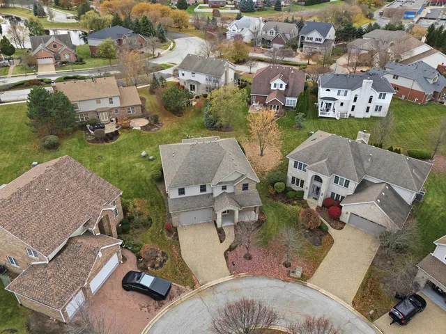 $630,000 | 18032 Erickson Court, Orland Park, IL 60467