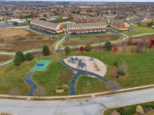 $630,000 | 18032 Erickson Court, Orland Park, IL 60467