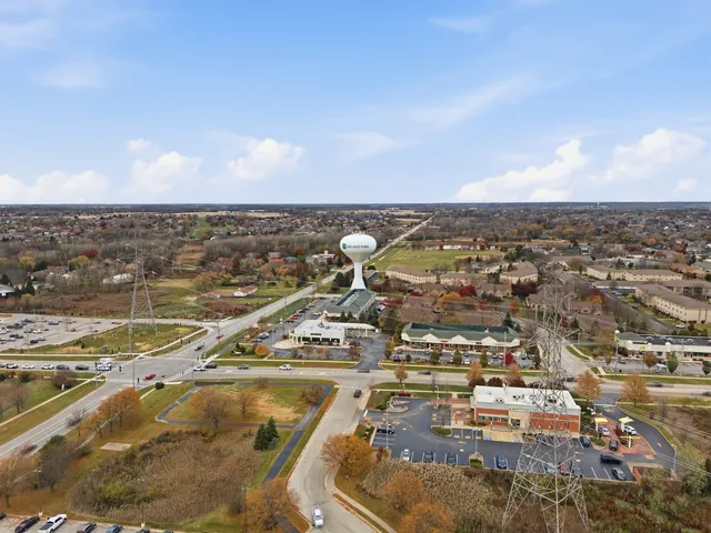 $630,000 | 18032 Erickson Court, Orland Park, IL 60467