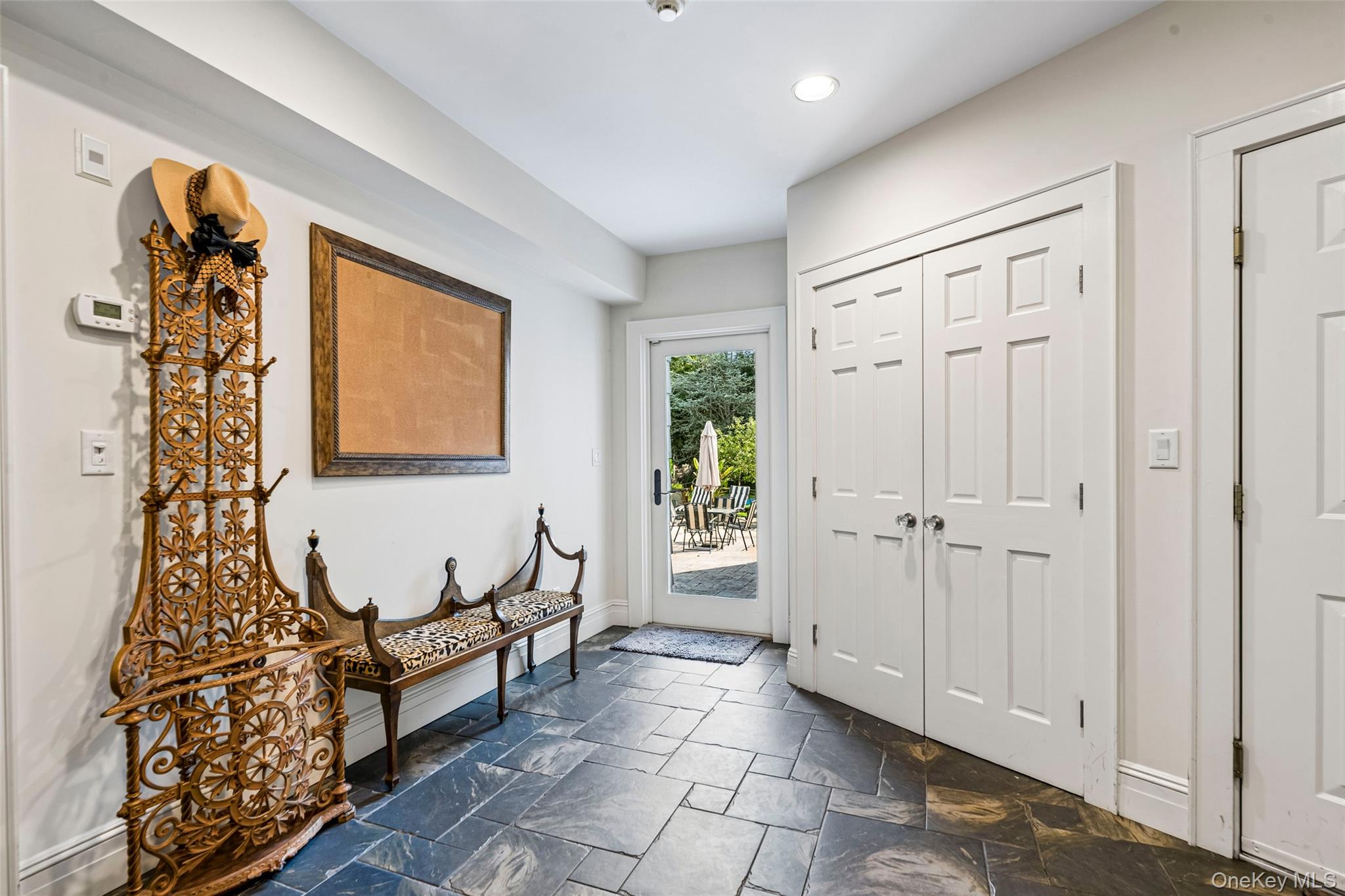 1325 Harbor Road Hewlett, NY 11557 - Photo 16 of 42 Gallery Image 16