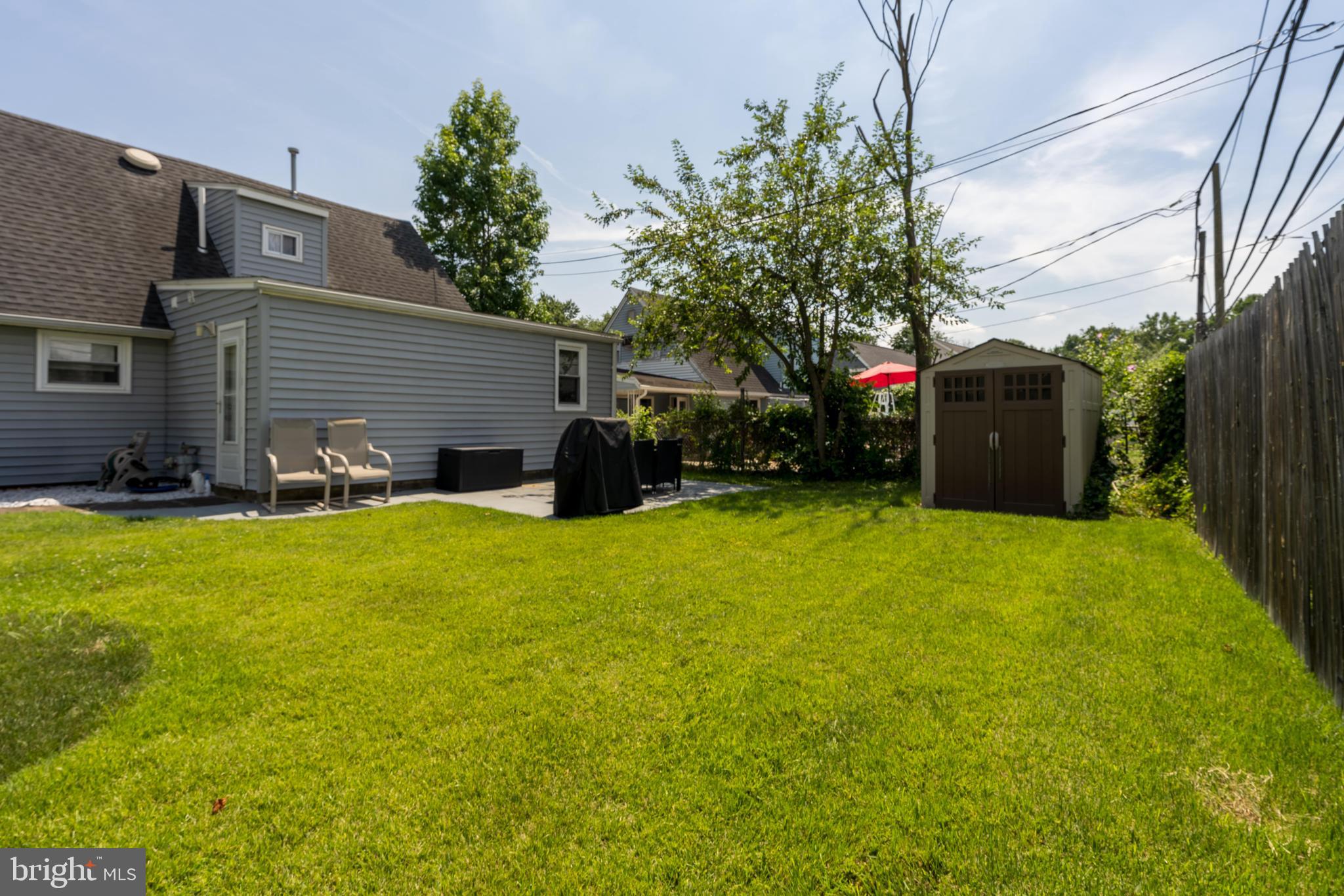 2317 Cedar Lane Secane, PA 19018 - Photo 18 of 20 Large fenced in yard