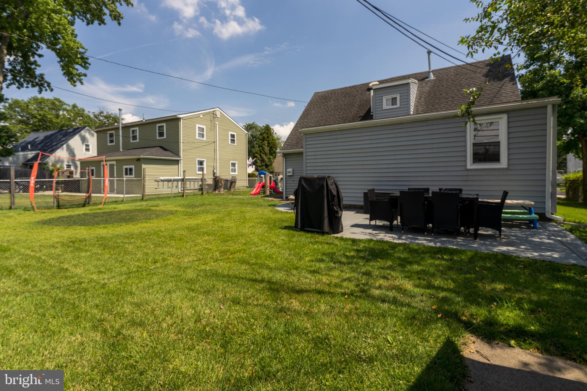 2317 Cedar Lane Secane, PA 19018 - Photo 19 of 20 Rear patio