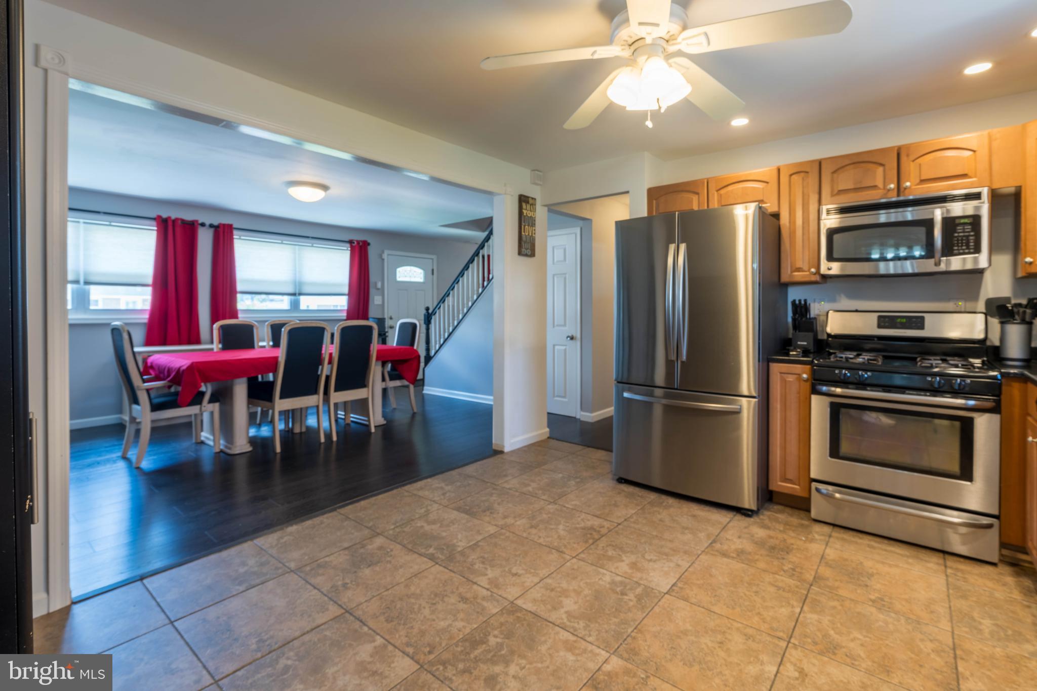 2317 Cedar Lane Secane, PA 19018 - Photo 7 of 20 Stainless steel appliances