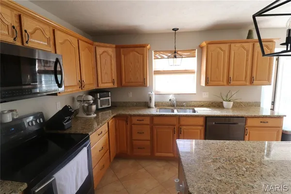 $425,000 | 1490 Cole Road, Festus, MO 63028