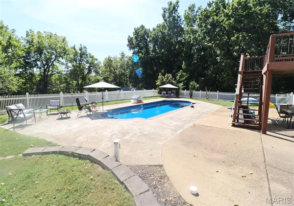 $425,000 | 1490 Cole Road, Festus, MO 63028