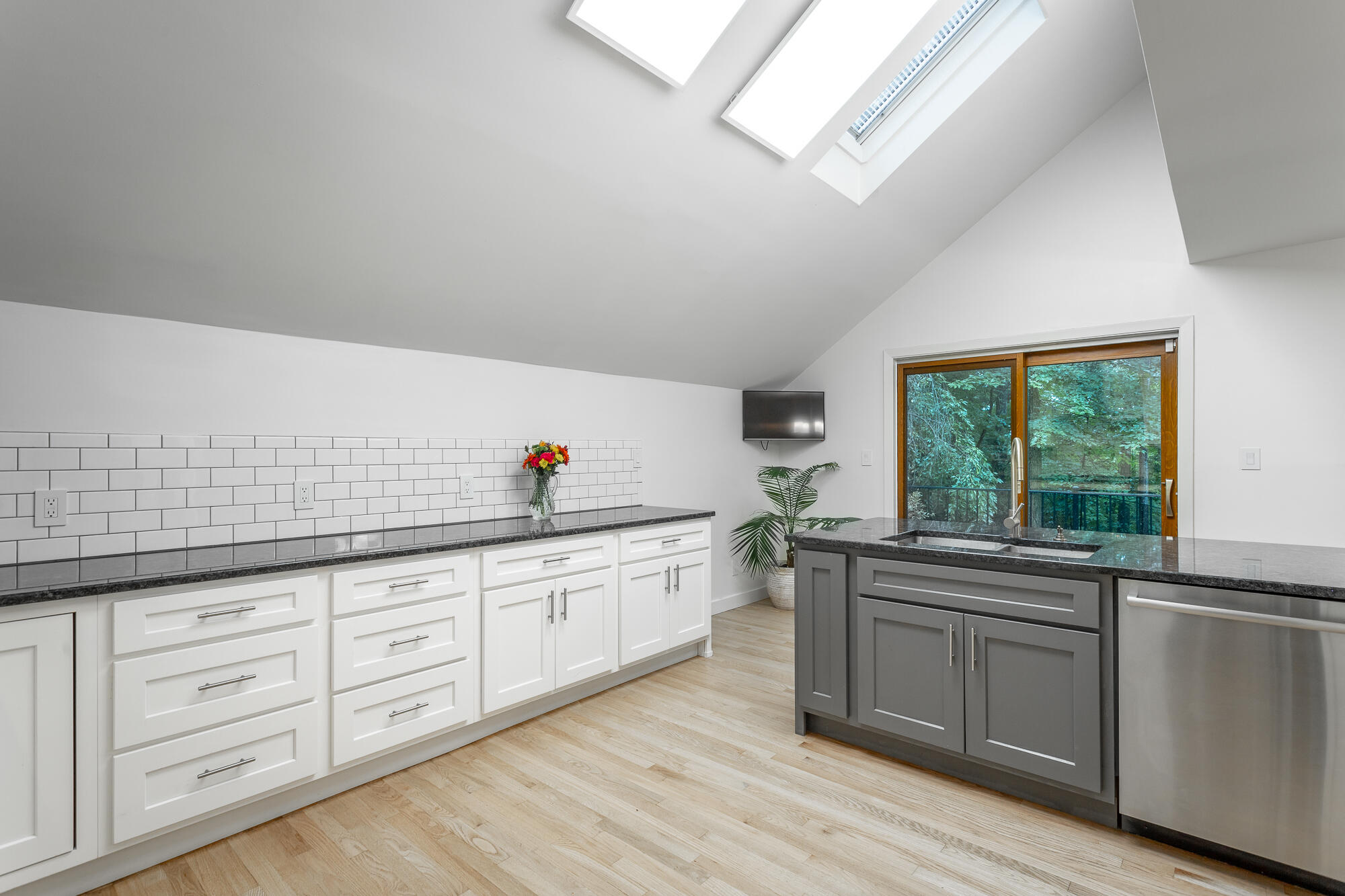 9616 Misty Mountain Road Chattanooga, TN 37421 - Photo 23 of 59 9616 Misty Mountain Rd Interior HD-23