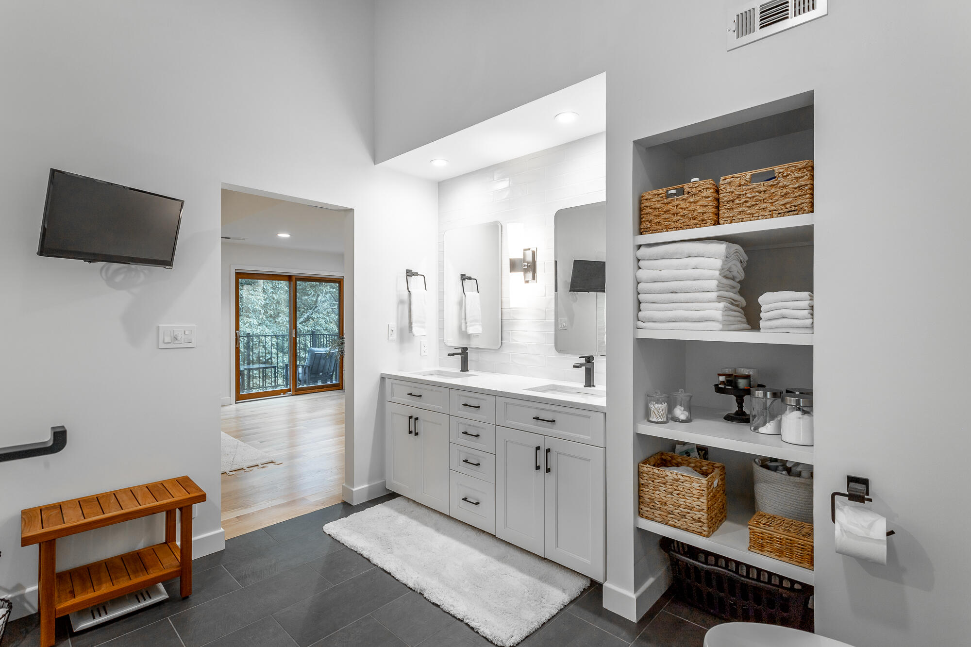 9616 Misty Mountain Road Chattanooga, TN 37421 - Photo 44 of 59 9616 Misty Mountain Rd Interior HD-48