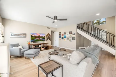 $1,149,000 | 5253 East Paradise Lane, Scottsdale, AZ 85254