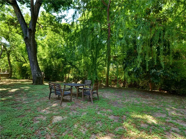 $1,195 | 407 East 45th Street, Unit 210, Austin, TX 78751