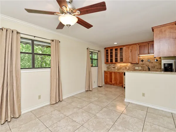 $1,195 | 407 East 45th Street, Unit 210, Austin, TX 78751