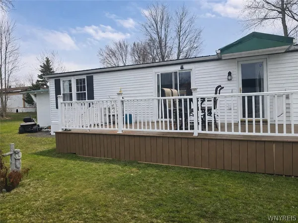 $82,000 | 81 Oak Drive, Alden, NY 14004