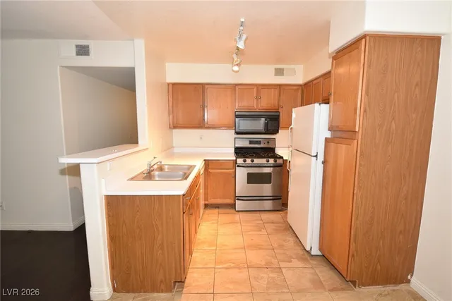 $1,550 | 3125 Casey Drive, Unit 203, Las Vegas, NV 89120