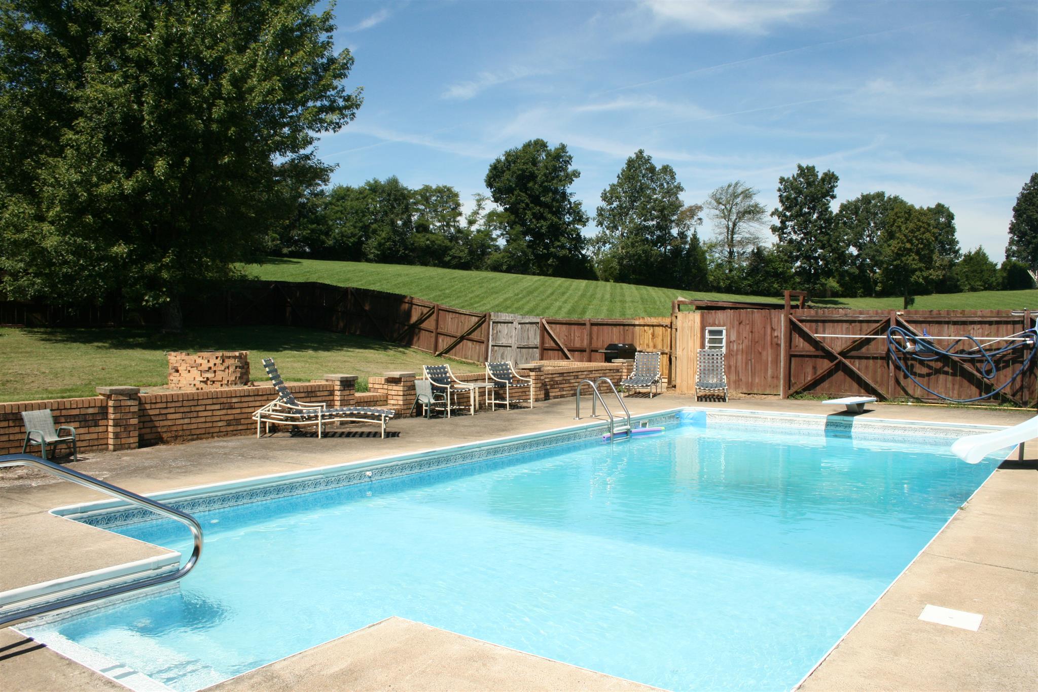 231 George Akins Road Westmoreland, TN 37186 - Photo 12 of 16 Gallery Image 12