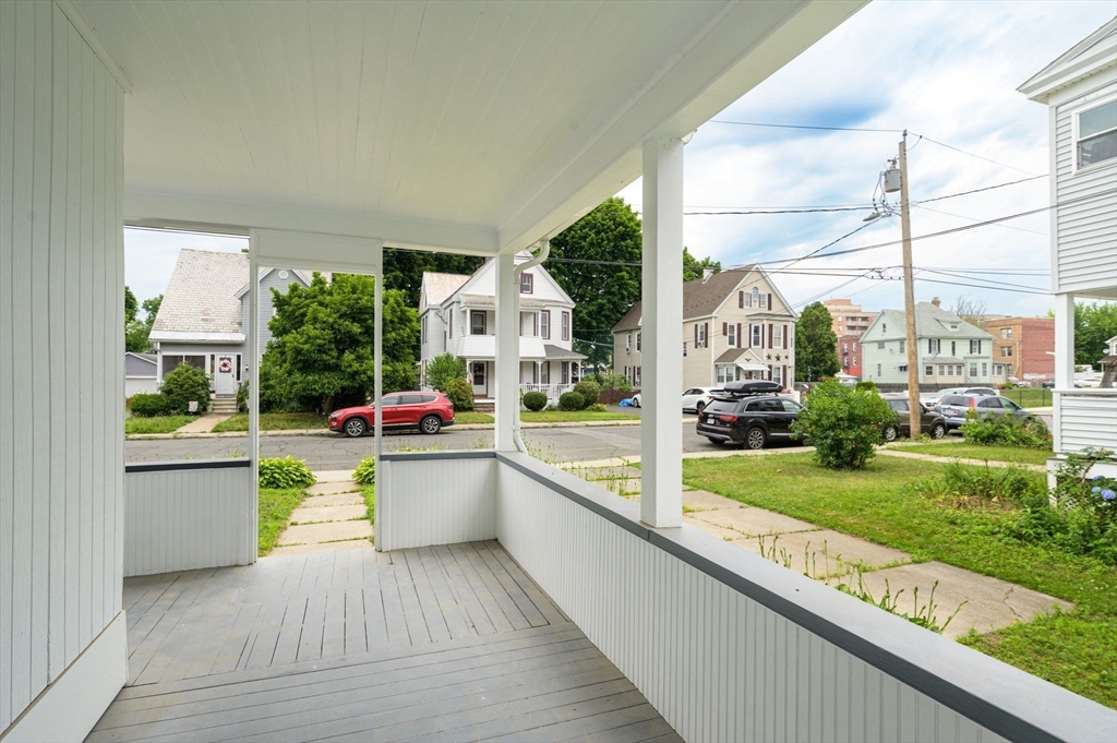 15 Myrtle Avenue Holyoke, MA 01040 - Photo 35 of 42