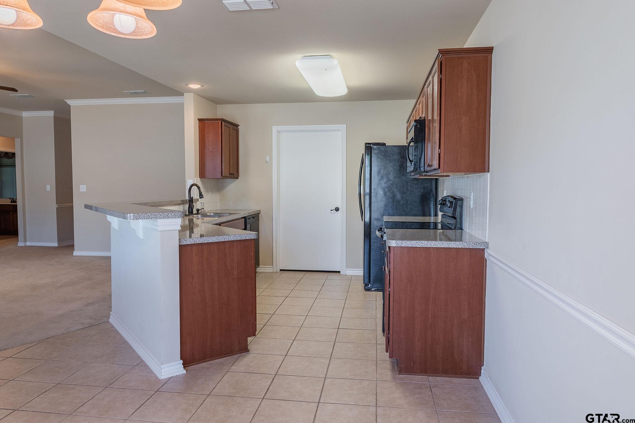 421 West Cumberland Road, Unit 703 Tyler, TX 75703 - Photo 9 of 32
