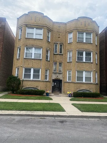 $1,400 | 8352 South Maryland Avenue, Unit 1S, Chicago, IL 60619