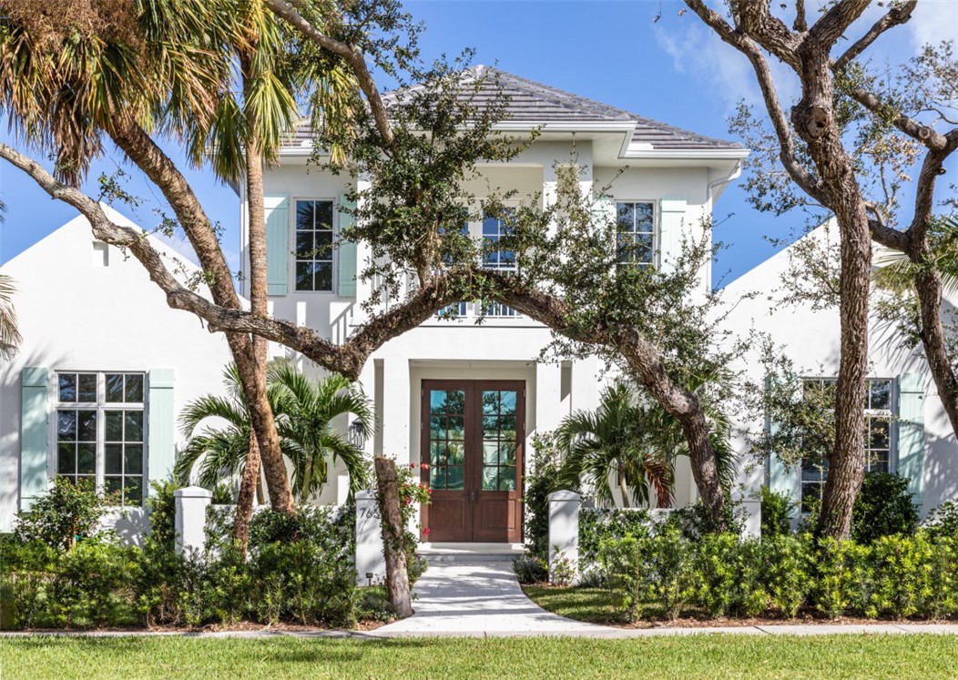 765 Azalea Lane Vero Beach, FL 32963 - Photo 1 of 28