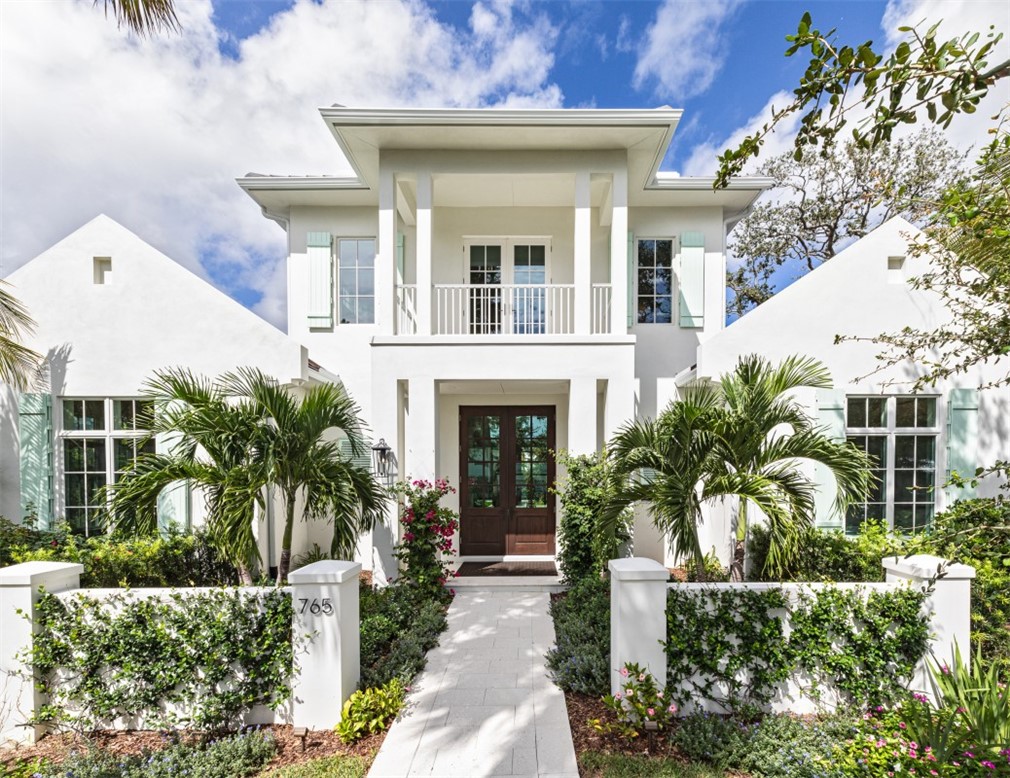 765 Azalea Lane Vero Beach, FL 32963 - Photo 2 of 28