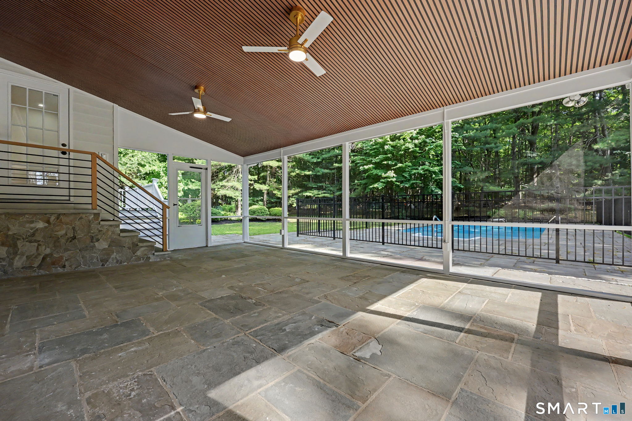 8 Live Oak Road Norwalk, CT 06851 - Photo 22 of 40