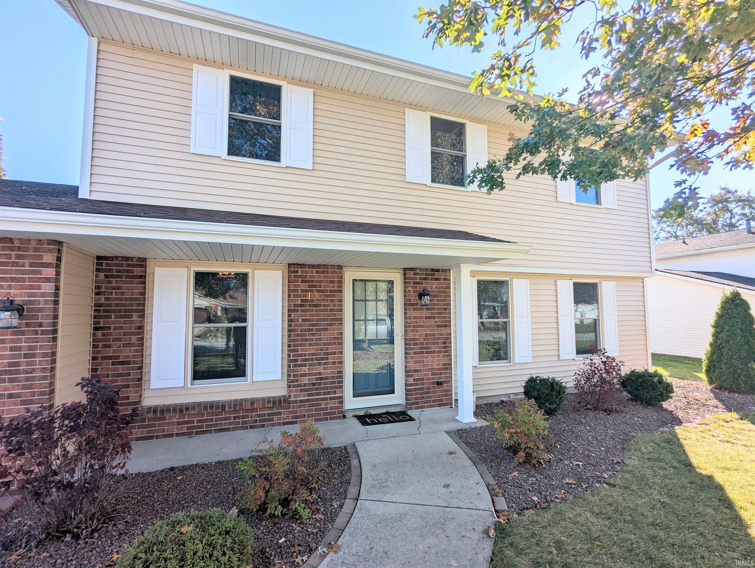 124 Ridgeview Place Bluffton, IN 46714 - Photo 2 of 25