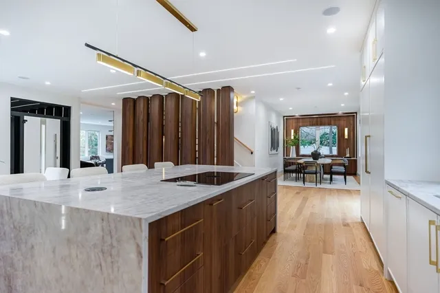 $2,749,000 | 98 Hunnewell Street, Needham, MA 02494