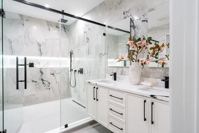 $2,749,000 | 98 Hunnewell Street, Needham, MA 02494