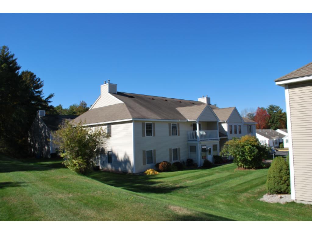 491-32 Mammoth Road, Unit 32 Londonderry, NH 03053 - Photo 1 of 13