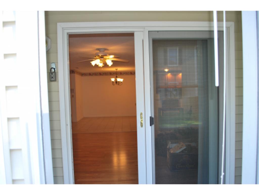 491-32 Mammoth Road, Unit 32 Londonderry, NH 03053 - Photo 10 of 13