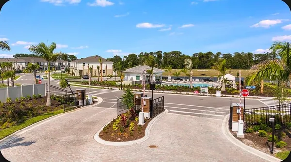 $2,000 | 5890 Biscotti Street, Nokomis, FL 34275