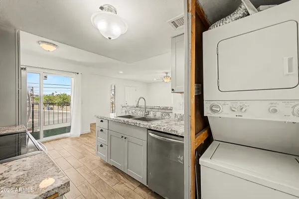 $149,000 | 2132 West Glenrosa Avenue, Unit 81D, Phoenix, AZ 85015