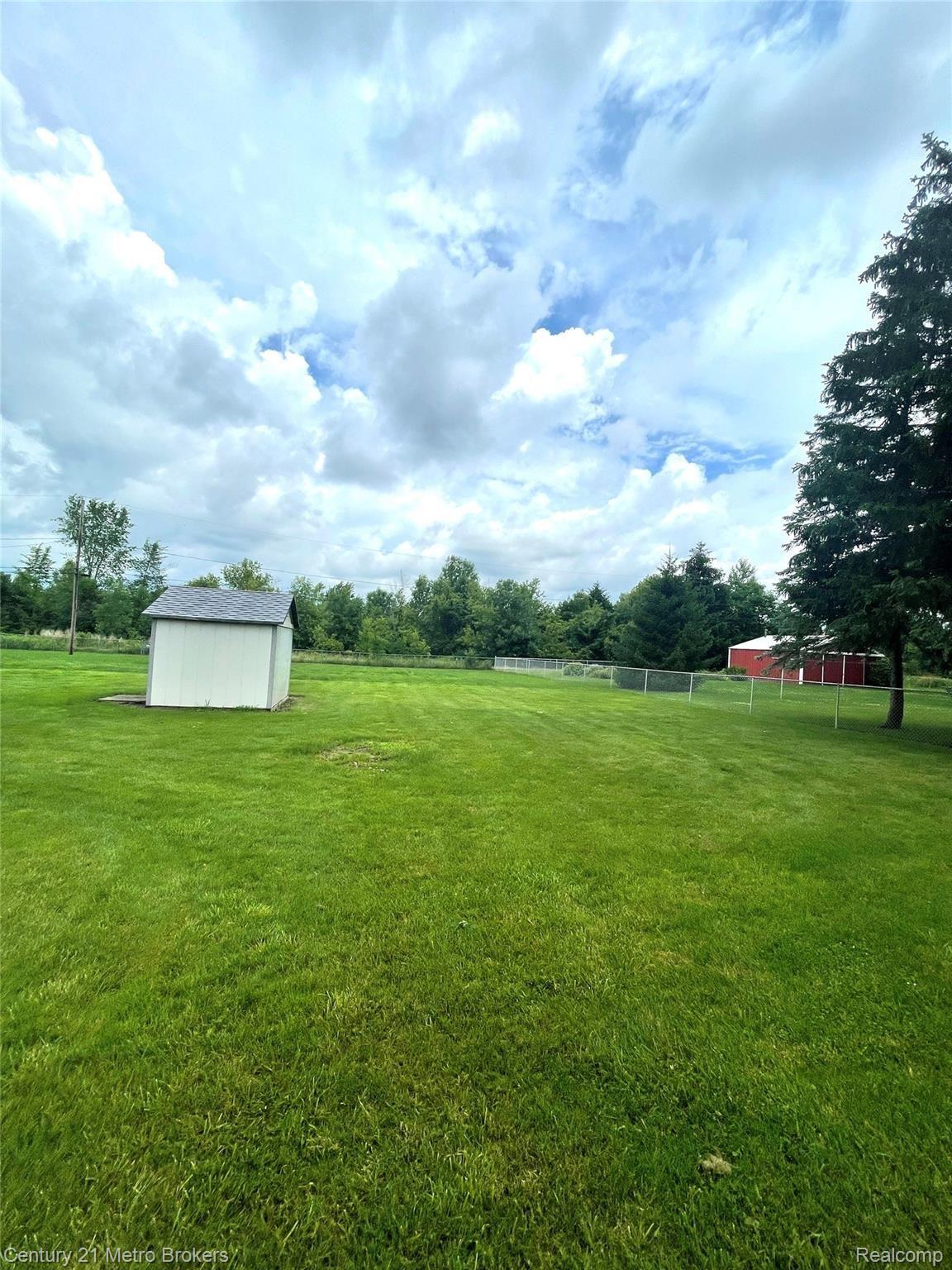 9130 Reid Road Swartz Creek, MI 48473 - Photo 15 of 16 IMG_1452.jpg