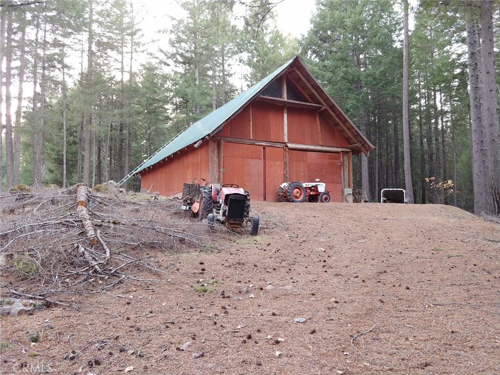 11254 Airstrip Road Middletown, CA 95461 - Photo 3 of 34