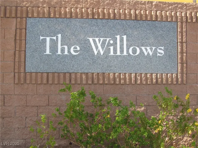 $1,900 | 737 Calamus Palm Place, Henderson, NV 89011