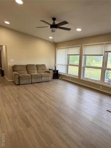 $265,000 | 14409 Hwy Aw, Plato, MO 65552