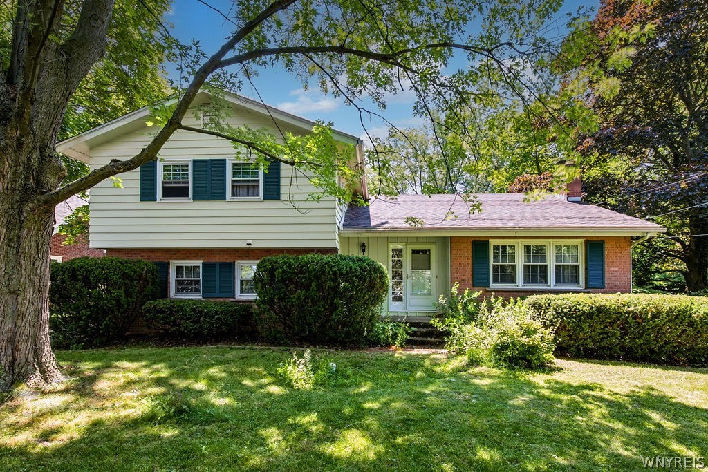 702 Ridge Road Lewiston, NY 14092 - Photo 1 of 49