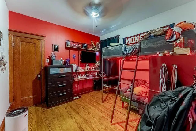 $359,900 | 1914 Clinton Avenue, Berwyn, IL 60402