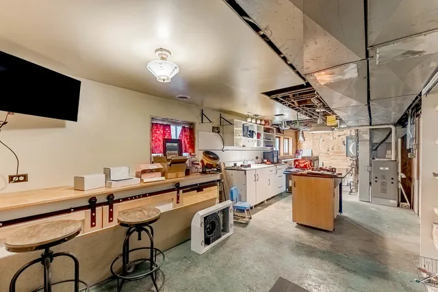 $359,900 | 1914 Clinton Avenue, Berwyn, IL 60402