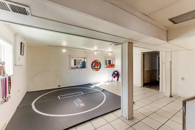 $359,900 | 1914 Clinton Avenue, Berwyn, IL 60402