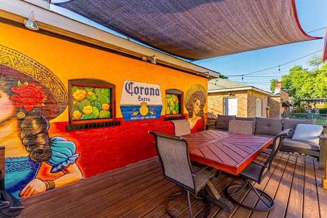 $359,900 | 1914 Clinton Avenue, Berwyn, IL 60402