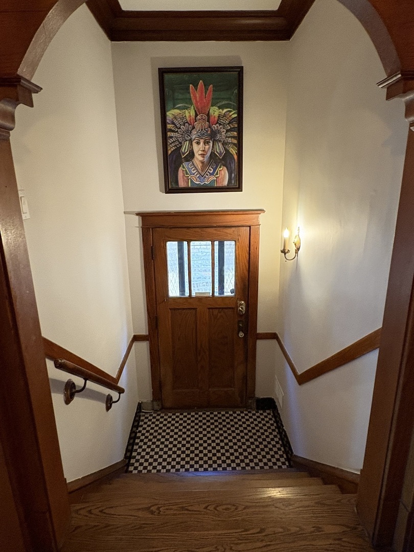 1914 Clinton Avenue Berwyn, IL 60402 - Photo 4 of 41